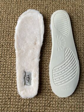 UGG Plush Shearling Insoles in Cream and White NEW